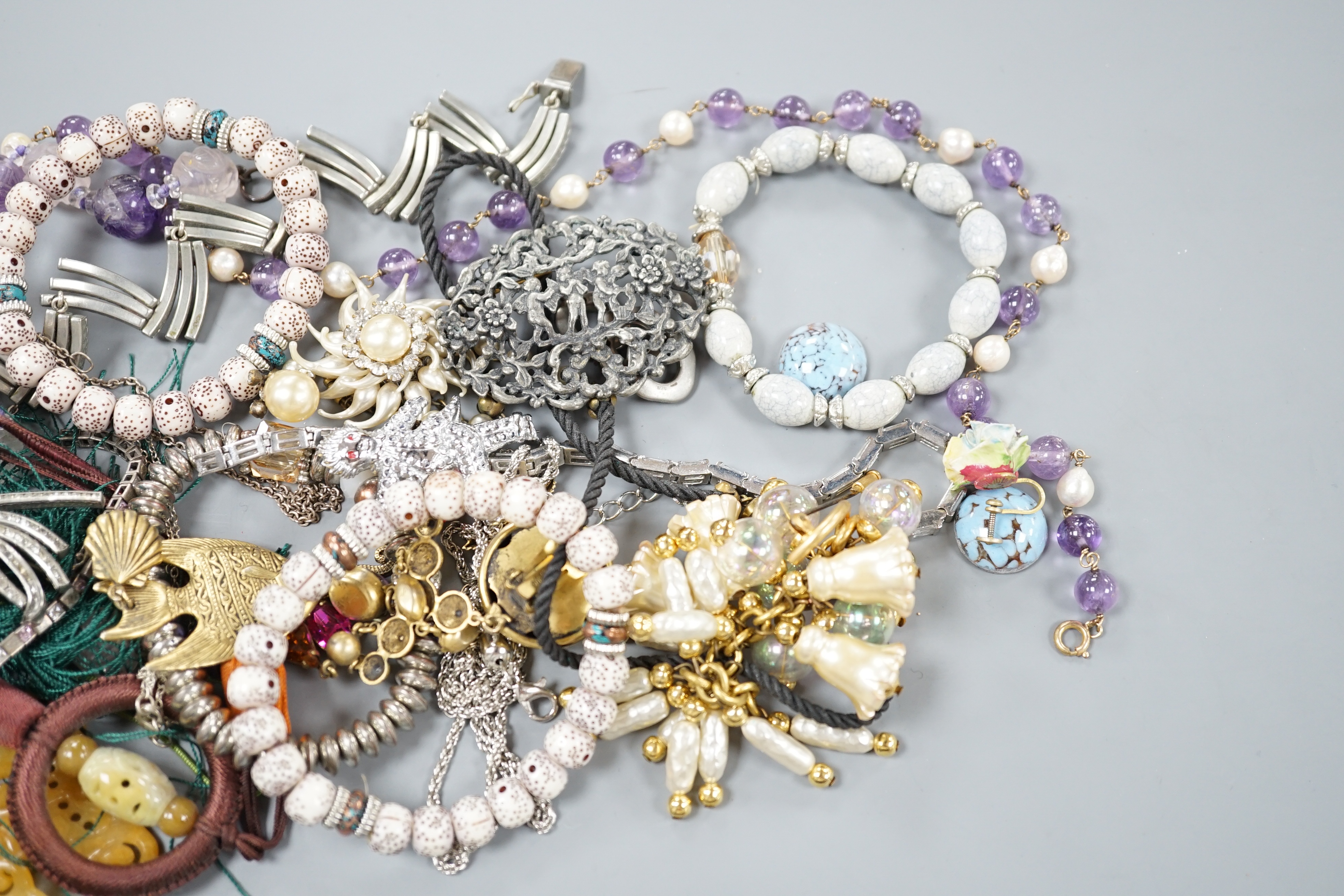 Mixed costume jewellery, including carved amethyst necklace, etc.